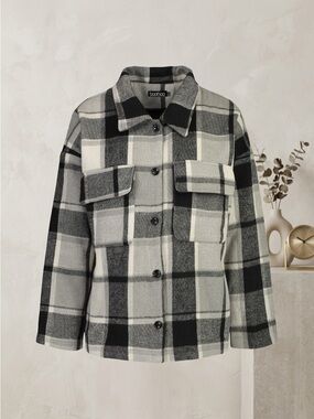 Boohoo Grey Plaid Flannel Shacket Jacket Womens US 6 Oversized Button Up GUC